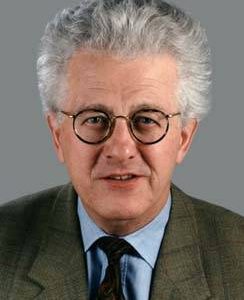 Portrait von Karsten D. Voigt